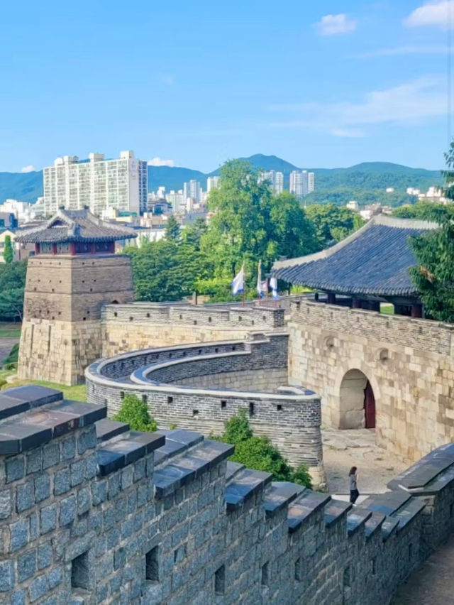 🏯 수원화성 성곽길, 걸으며 만나는 역사와 풍경  🏯 수원화성 성곽길, 걸으며 만나는 역사와 풍경