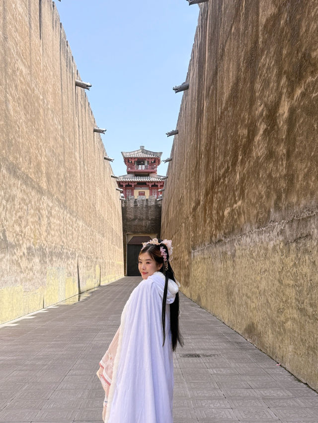 แต่งชุดฮั่นฝูที่ Hengdian แต่งชุดฮั่นฝูที่ Hengdian