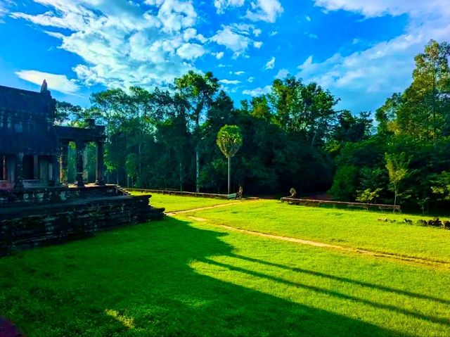 壯麗日出下的世界奇觀──吳哥窟 Angkor Wat