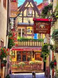 Enchanting Riquewihr: A Timeless Alsatian Gem ✨