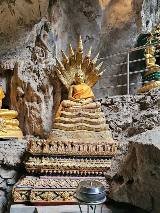วัดถ้ำเขาย้อย วัดถ้ำเขาย้อย