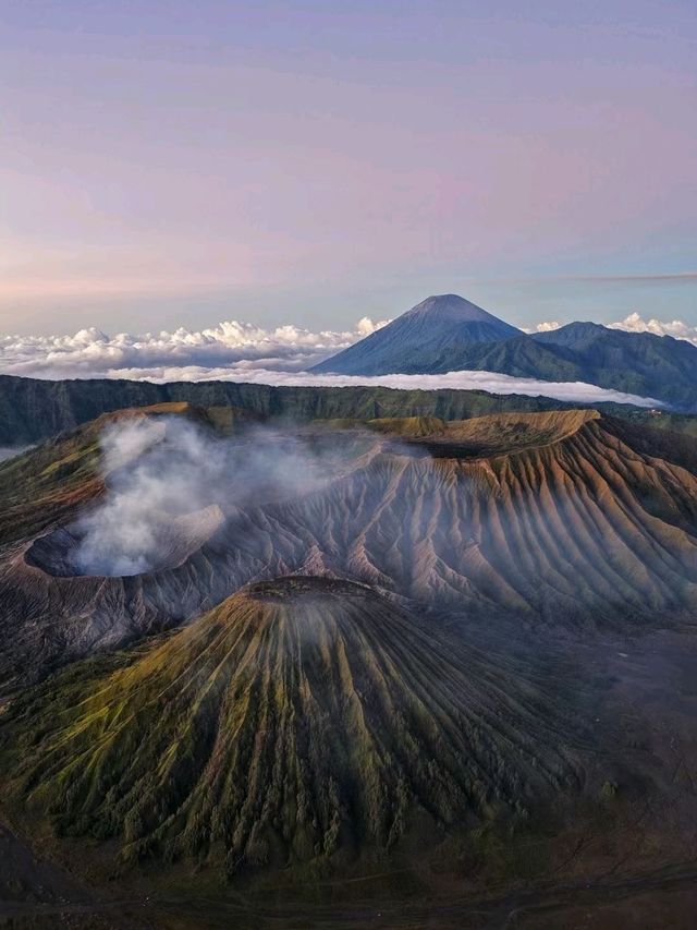 Volcano Sunrise Views🌋