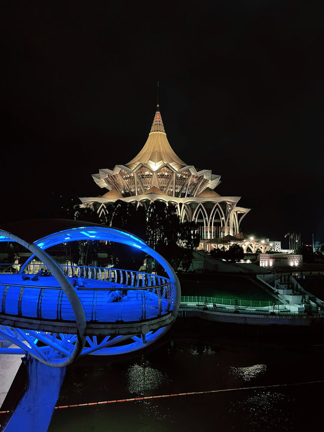 Kuching Waterfront: A Scenic Must-Visit with Iconic Landmarks