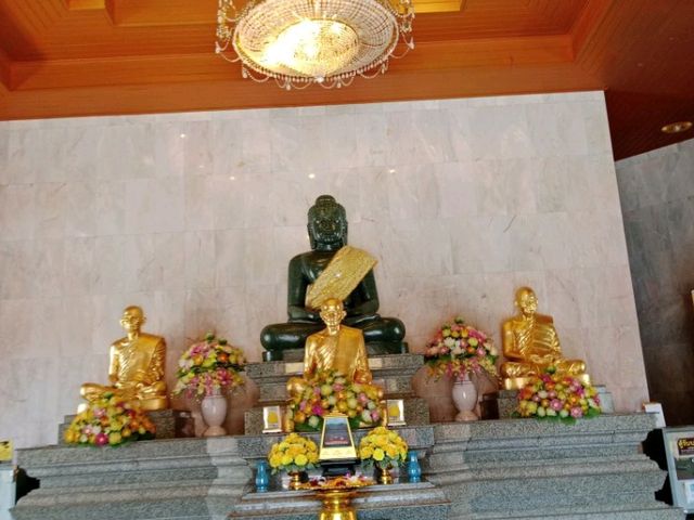 วัดโพธิสมภรณ์ พระอารามหลวง จังหวัดอุดรธานี วัดโพธิสมภรณ์ พระอารามหลวง จังหวัดอุดรธานี