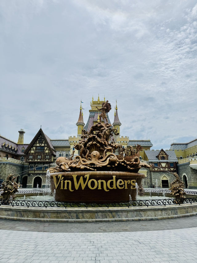 🎢🌴  A Fun-Filled Day at VinWonders Phu Quoc
