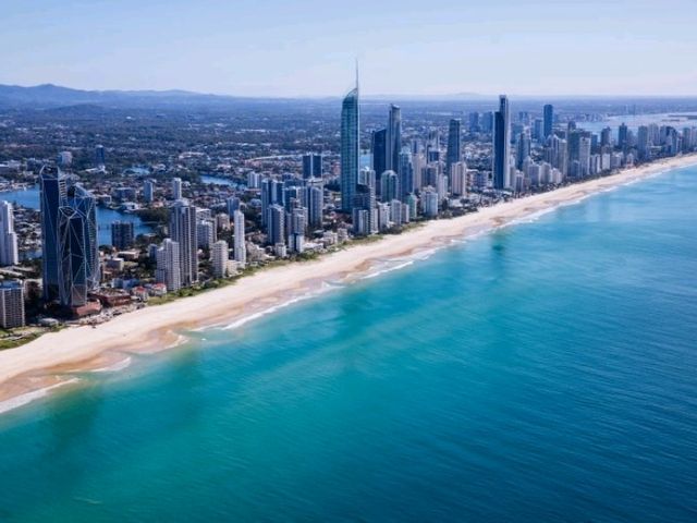 Catchy Title: Surfer's Paradise & Theme Park Thrills: Your Ultimate Gold Coast Escape! 🇦🇺🌊🎢