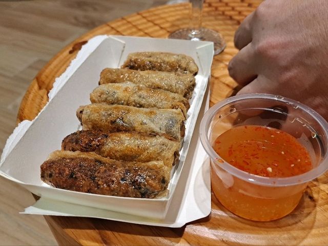 【萬里桐住宿心得|海邊走走 Sea Walking】 【萬里桐住宿心得|海邊走走 Sea Walking】