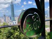 Taipei - Four Beasts Scenic Area