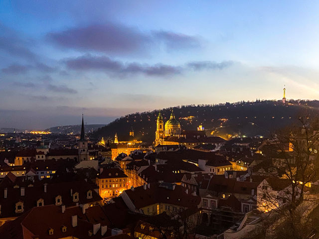 프라하성, 도시 전체를 내려다보는 중세의 시간 프라하성, 도시 전체를 내려다보는 중세의 시간