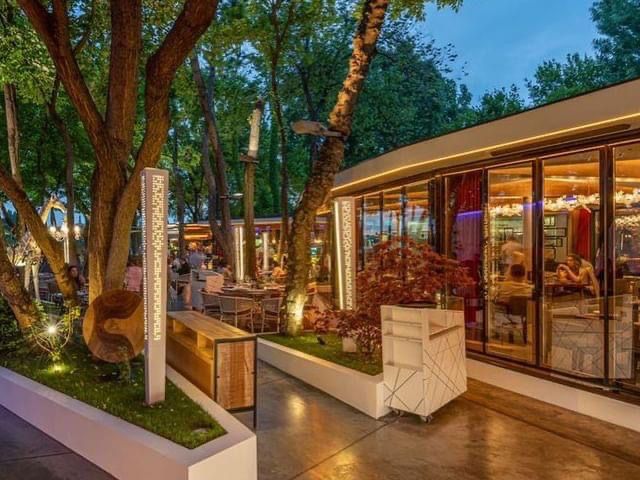 Restaurant Casa di David Bucharest 🍔🍟🍕