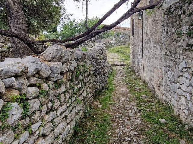 Himara Castle 🗺️