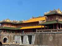 To the emperor Minh Mang palace 