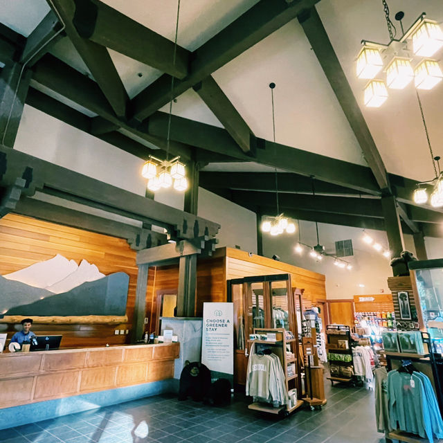 🏡 Where to Stay in & Around Sequoia National Park 🌲