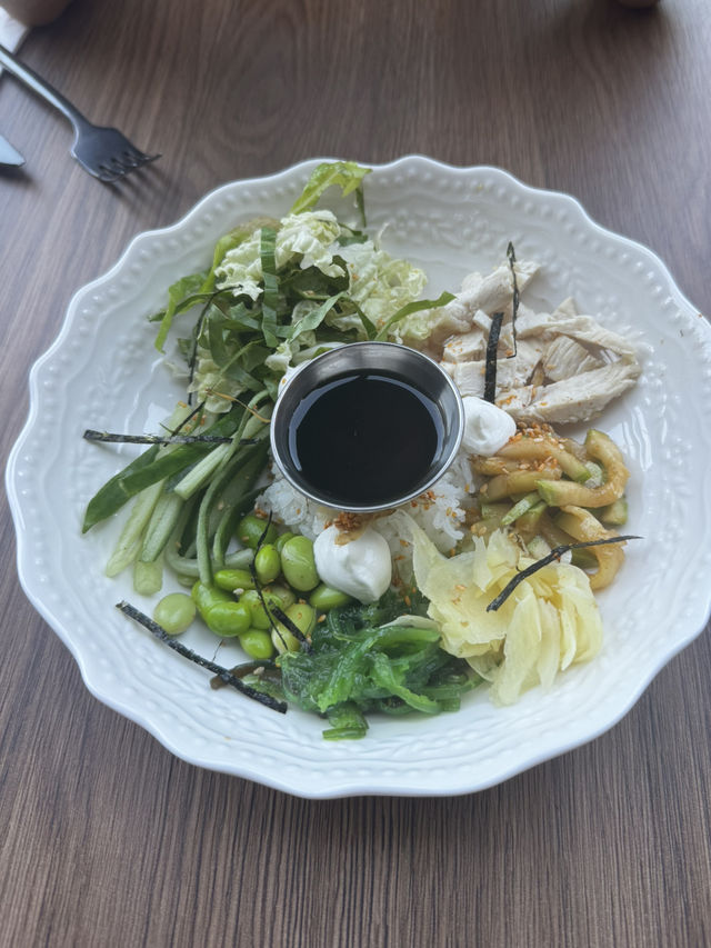 The secret restaurant in Moscow where you can eat all day less then 100$