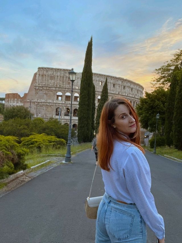 🇮🇹 Exploring the Colosseum in Rome: A Journey Through Time 🏛️✨