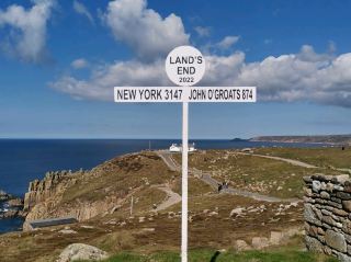 Land's End📌 "first and last" point of mainland Britain