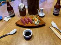 A Flavorful Night at Kinabuchs Grill & Bar – Puerto Princesa’s Iconic Dining Spot! 🌟🐊  