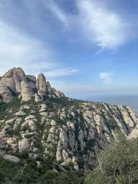 montserrat in a day from barcelona ⛰️⛪️
