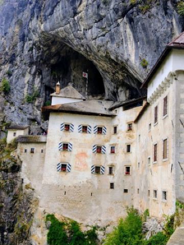 Castle in the Clouds🏰