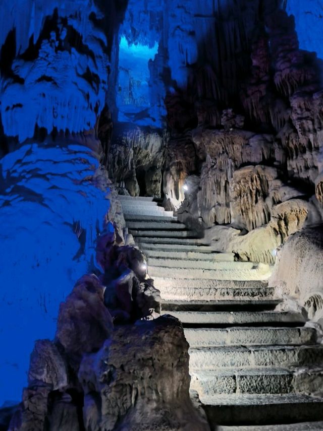 The Stunning Limestone Formations of Reed Flute Cave