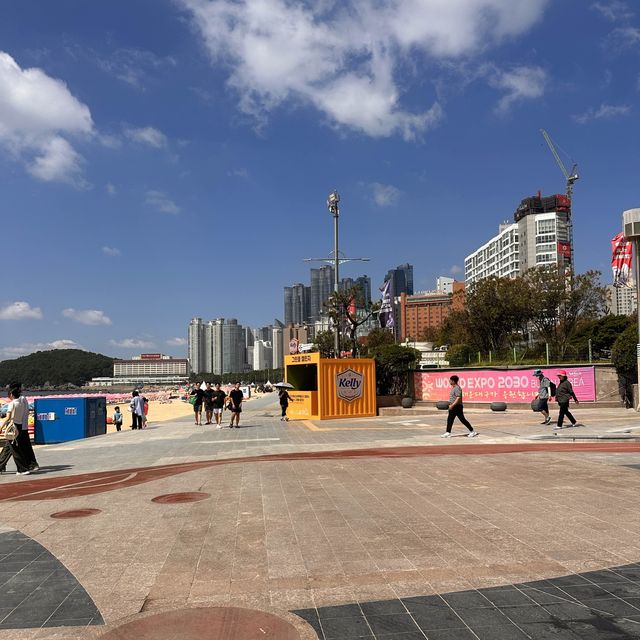 Busan’s best beach, Haeundae Beach 🏝️🌞🌊