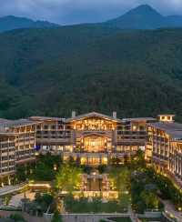 背靠蒼山俯瞰洱海，大理希爾頓