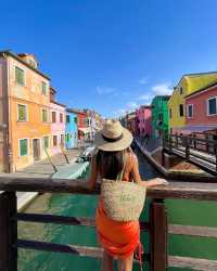 Discover the Magic of Burano, Italy's Most Colourful Island 🌈🇮🇹 Perfect for a Day Trip from Venice!