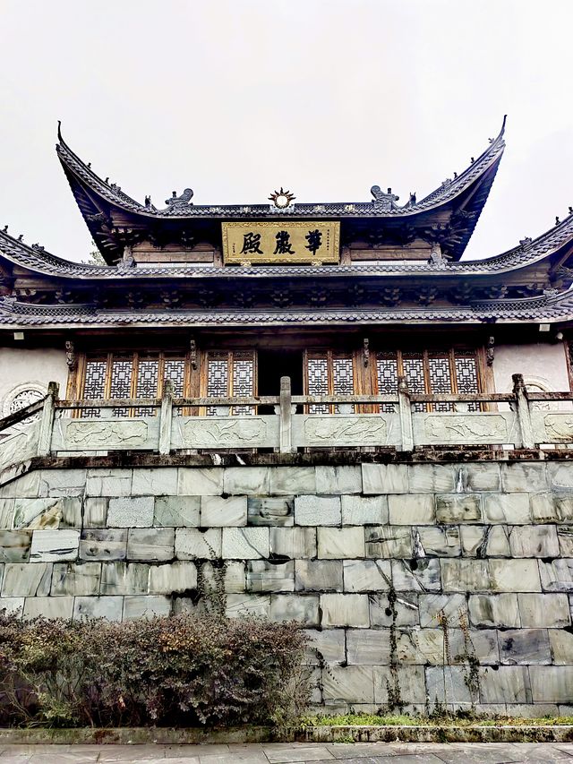 東陽湖溪天寶寺，主持大名鼎鼎