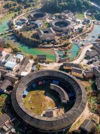 Harmony in Clay: Exploring Fujian Tulou 🏯