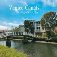 Exploring the Venice Canals of America in LA 🇺🇸