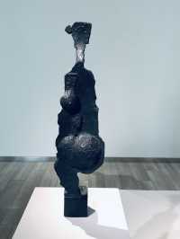 衡山路免費雕塑展，形態的詩與哲。