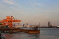 兩根煙囪的大片既視感~~楊樹浦電廠遺址公園。