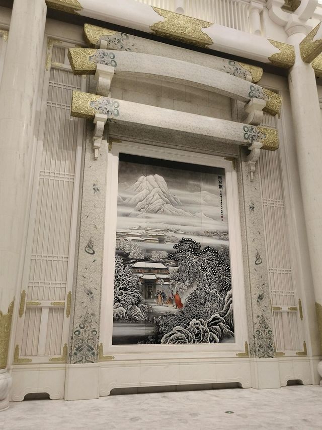 山東尼山聖境感悟儒家文化的深厚底蘊。