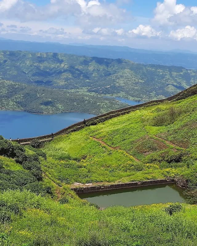 探秘伏爾岡山：挑戰自我，領略拉傑果德全景