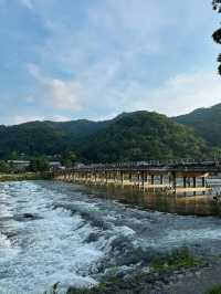 岚山で渡月橋の夕日を見逃さないで🌄