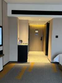610, Hampton by Hilton