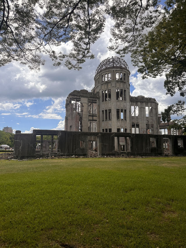 Hiroshima, An Underrated Gem In Japan! Perfect For Budget Travellers too 