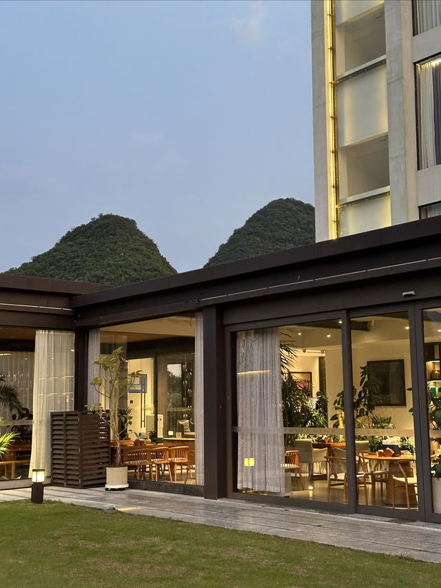 住進風景裡，醒來便是山水畫