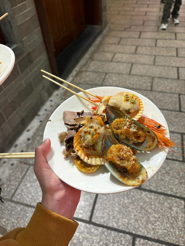 🔥御溫泉廟會大餐也太好逛啦！！邊吃邊玩直接嗨到不想回家～