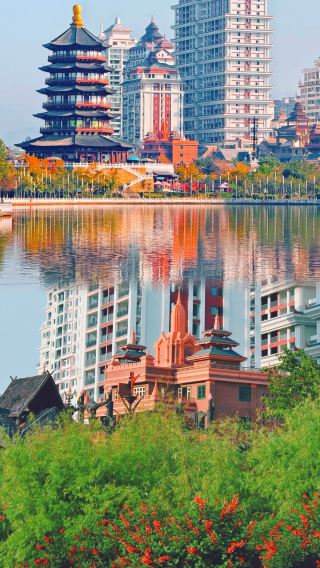 Lincang may not be the most exciting destination, but it's incredibly comfortable to stay in