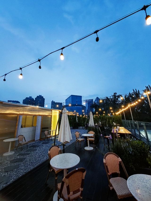 北京嘅亮馬橋Soli露台餐廳 | 邂逅微醺浪漫