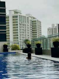 Skyline Pool Vibes🏊  