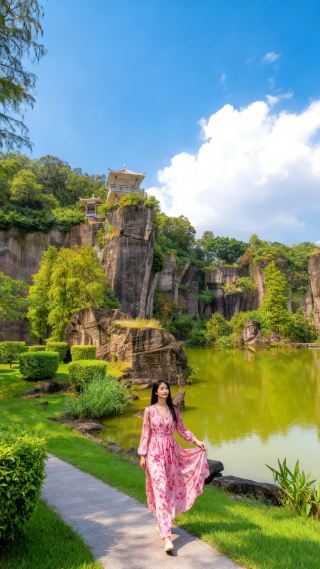 Don't just know about the Great Wall of China (Beijing) anymore! Lotus Mountain in Panyu, Guangzhou, hides a "Little Great Wall of Guangdong," and I can personally confirm it's incredibly similar!
