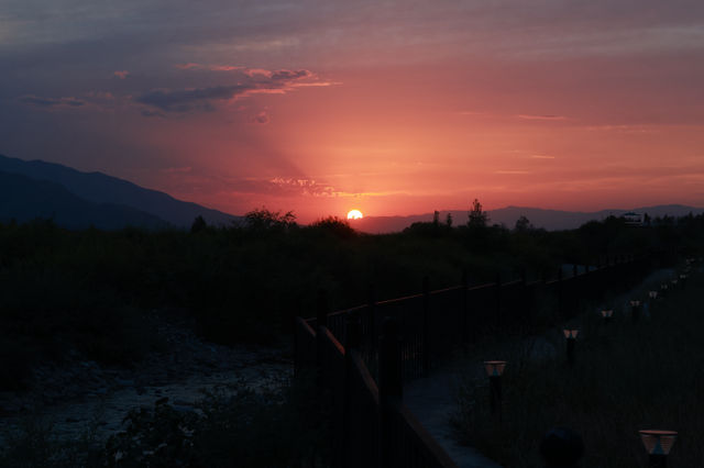 那拉提浪漫民宿指南奢境民俗小木屋體驗