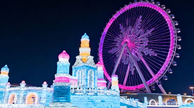 哈爾濱冰雪奇緣開啟：120萬㎡冰雪王國，這波冬日狂歡直接封神