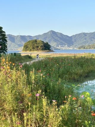 One hour driving from Ningbo, my friend thought I went to Altay…