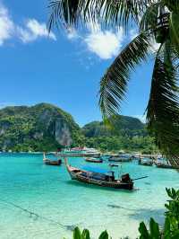 海水藍得直戳心巴,清透質感遠勝一日遊匆匆打卡,沉浸式看海才夠