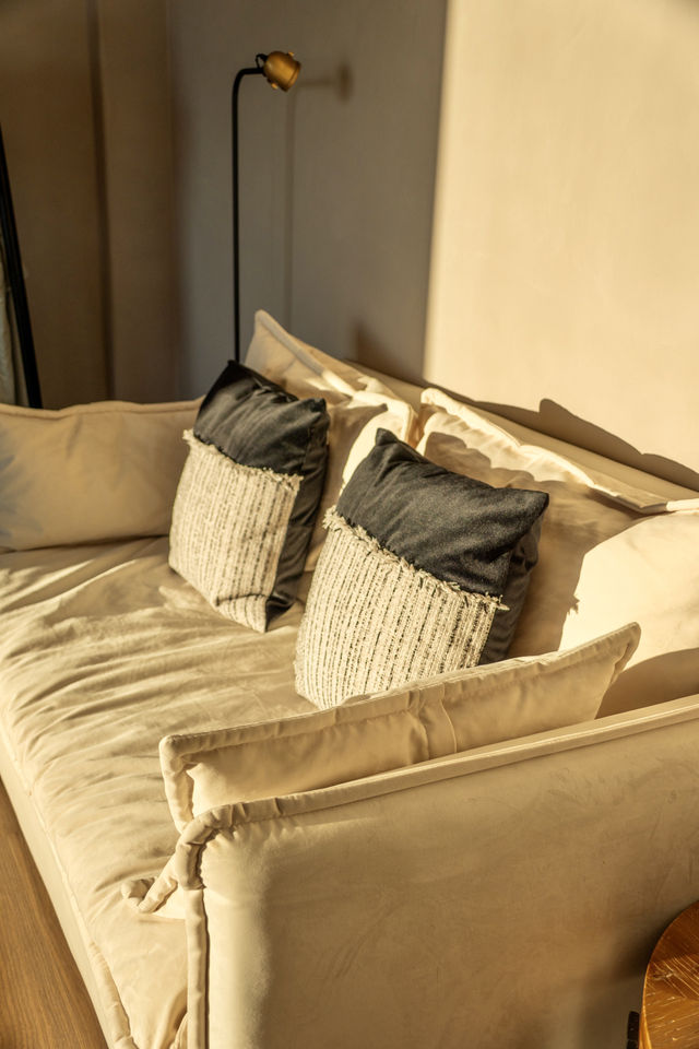 住進畫裡,當一天海的主角 住進畫裡,當一天海的主角