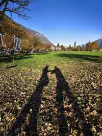 因特拉肯,愛在深秋