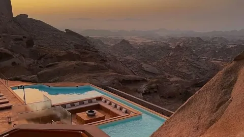Mars déjà vu! Saudi Arabia's top luxury desert hotel, NASA certified, is absolutely amazing — traveler post in Riyadh